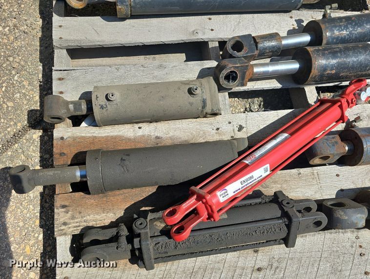 image for item EK6086 (10) hydraulic cylinders