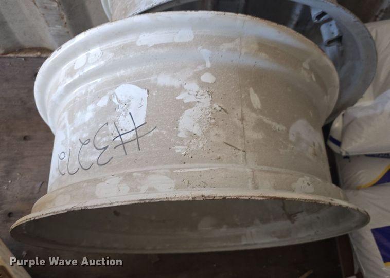 image for item EK6090 (2) New Holland TS110 wheels