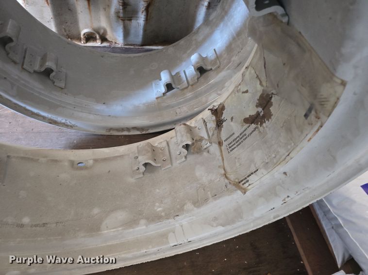 image for item EK6090 (2) New Holland TS110 wheels