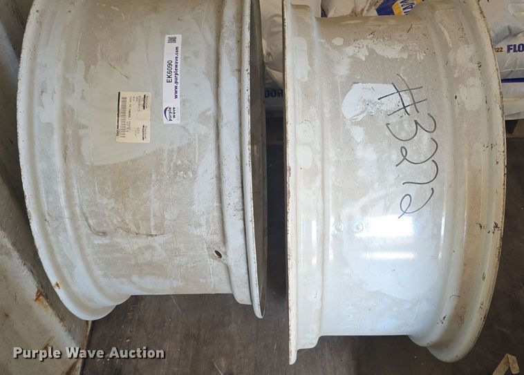 image for item EK6090 (2) New Holland TS110 wheels