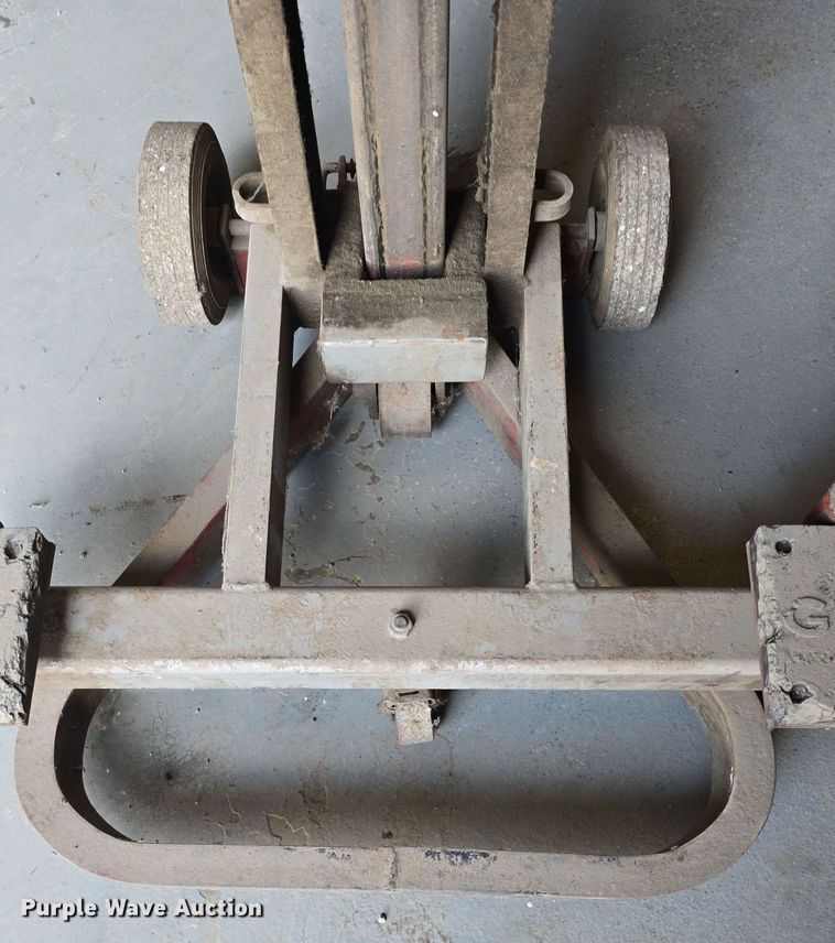 image for item EK6109 Gray  PortaMatic jack