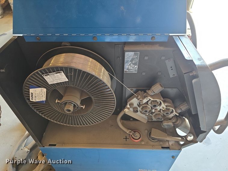 image for item EK6110 Miller Millermatic 350P welder