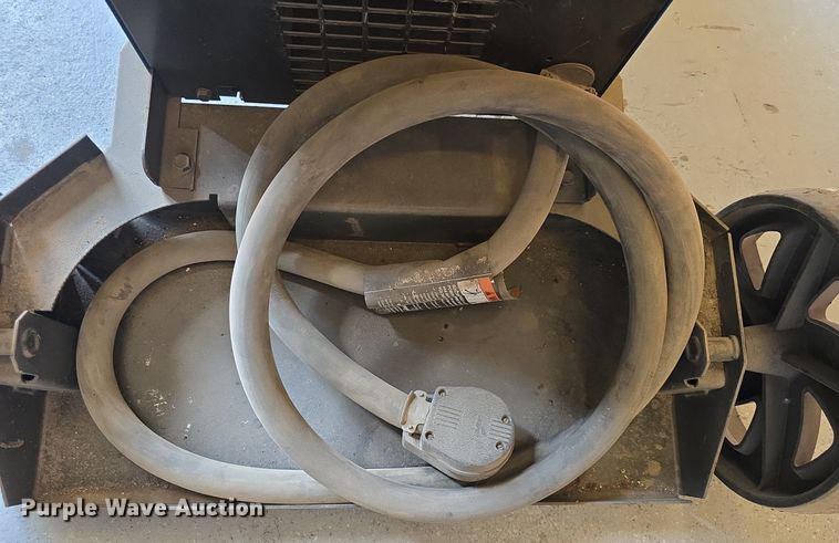 image for item EK6110 Miller Millermatic 350P welder