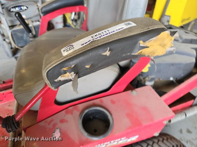 image for item EK6111 2011 Country Clipper Jazee Pro ZTR lawn mower