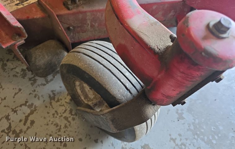 image for item EK6111 2011 Country Clipper Jazee Pro ZTR lawn mower