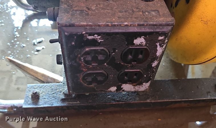 image for item EK6114 McCulloch Mite-E-lit generator