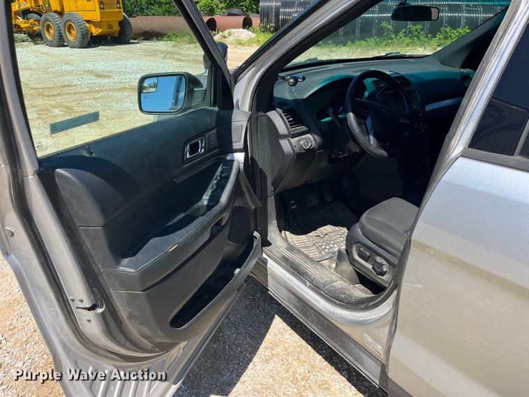 image for item EK8635 2016 Ford Explorer Police Interceptor  SUV