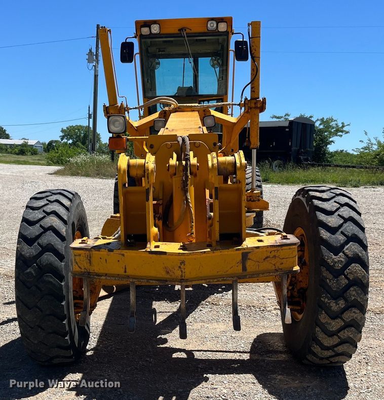 image for item EK8636 1990 John Deere 772B-H motor grader