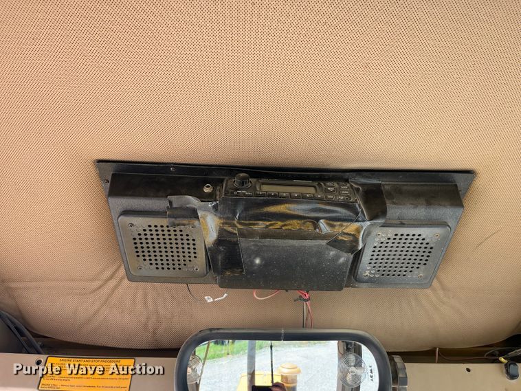 image for item EK8636 1990 John Deere 772B-H motor grader