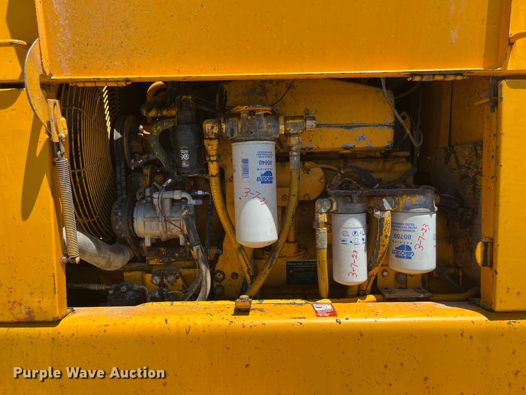 image for item EK8636 1990 John Deere 772B-H motor grader