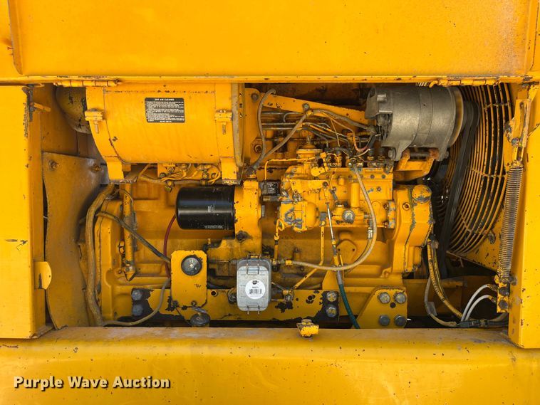 image for item EK8636 1990 John Deere 772B-H motor grader