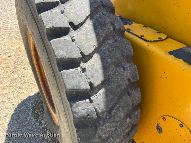 image for item EK8636 1990 John Deere 772B-H motor grader