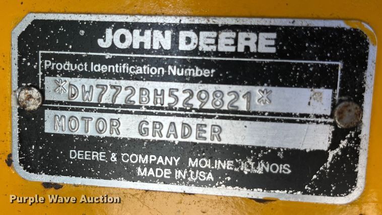 image for item EK8636 1990 John Deere 772B-H motor grader