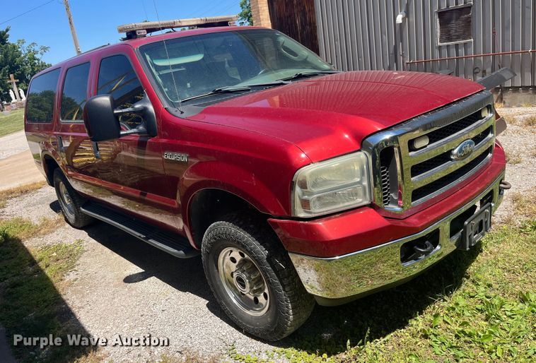 image for item EK8643 2005 Ford Excursion SUV