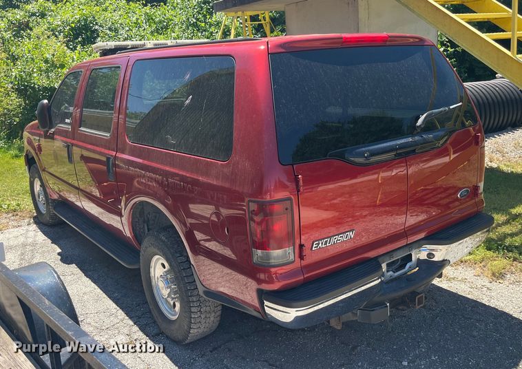image for item EK8643 2005 Ford Excursion SUV