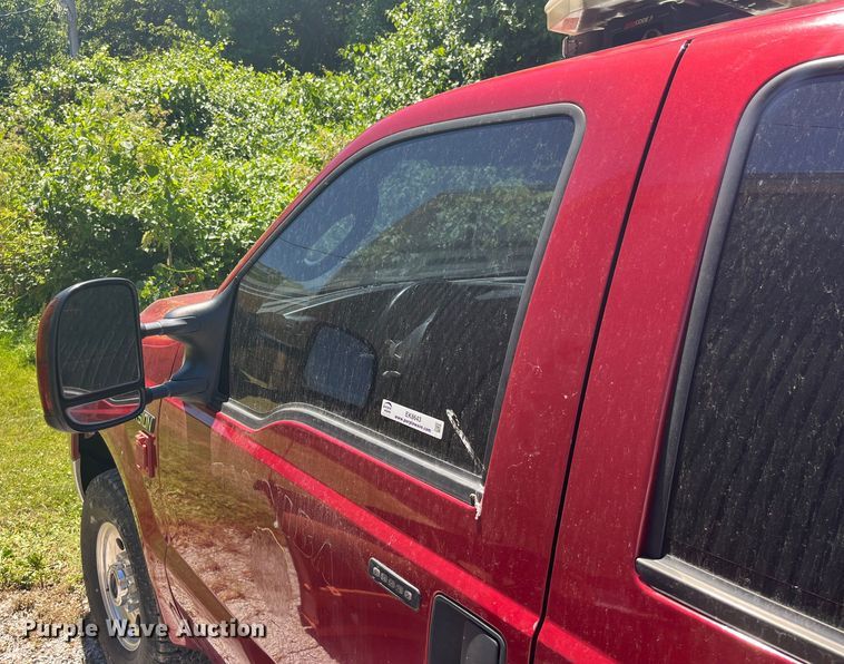 image for item EK8643 2005 Ford Excursion SUV