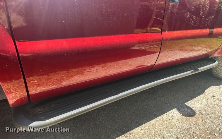 image for item EK8643 2005 Ford Excursion SUV