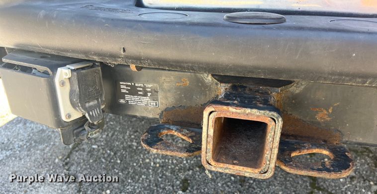 image for item EK8643 2005 Ford Excursion SUV