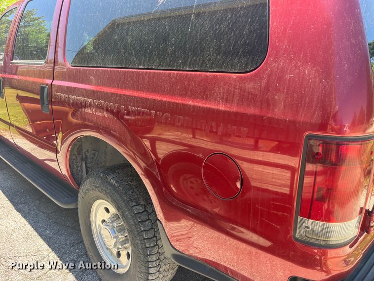 image for item EK8643 2005 Ford Excursion SUV