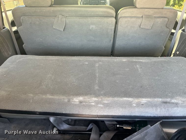 image for item EK8643 2005 Ford Excursion SUV