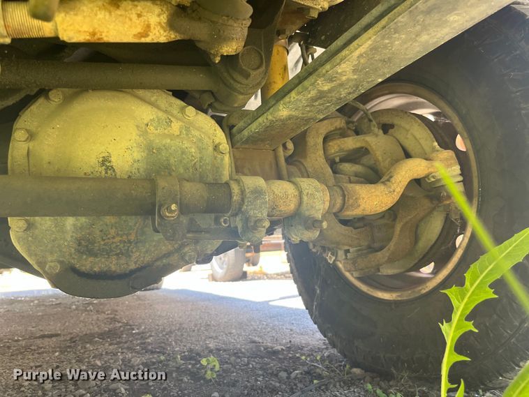 image for item EK8643 2005 Ford Excursion SUV