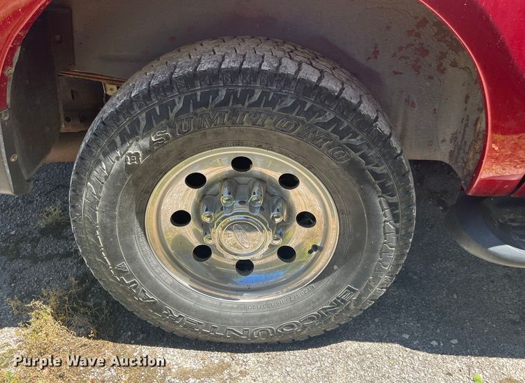 image for item EK8643 2005 Ford Excursion SUV