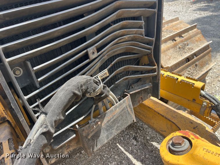 image for item EK8698 2005 John Deere 550J LGP dozer