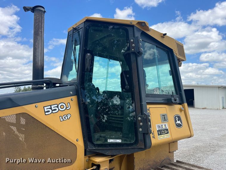 image for item EK8698 2005 John Deere 550J LGP dozer
