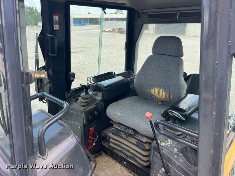 image for item EK8698 2005 John Deere 550J LGP dozer