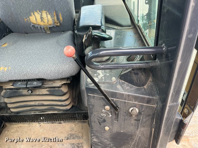 image for item EK8698 2005 John Deere 550J LGP dozer