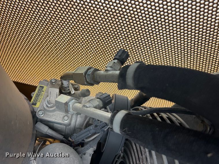 image for item EK8698 2005 John Deere 550J LGP dozer