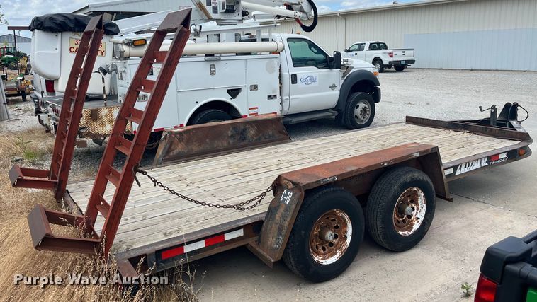 image for item EK8699 1999 Towmaster C-10 equipment trailer