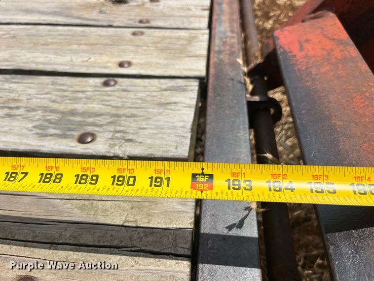 image for item EK8699 1999 Towmaster C-10 equipment trailer