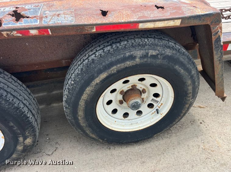 image for item EK8699 1999 Towmaster C-10 equipment trailer