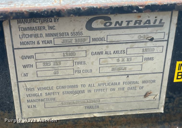 image for item EK8699 1999 Towmaster C-10 equipment trailer