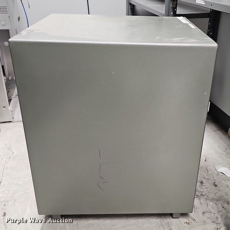 image for item IO9973 (3) safes