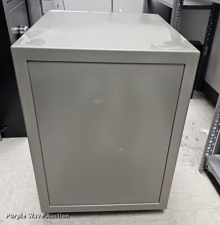 image for item IO9973 (3) safes