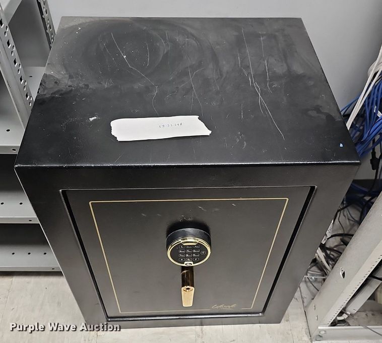 image for item IO9973 (3) safes