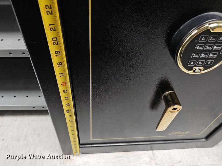 image for item IO9973 (3) safes