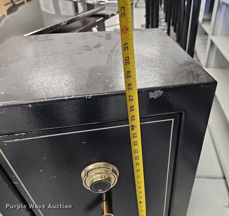 image for item IO9973 (3) safes