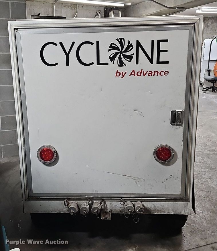 image for item IO9975 2008 Nilfisk-Advance Technologies Cyclone 4500 4WS surface cleaner