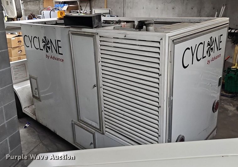 image for item IO9975 2008 Nilfisk-Advance Technologies Cyclone 4500 4WS surface cleaner