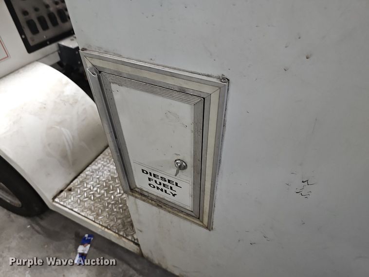 image for item IO9975 2008 Nilfisk-Advance Technologies Cyclone 4500 4WS surface cleaner