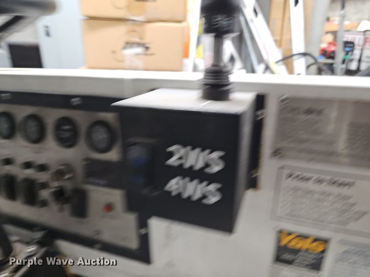 image for item IO9975 2008 Nilfisk-Advance Technologies Cyclone 4500 4WS surface cleaner