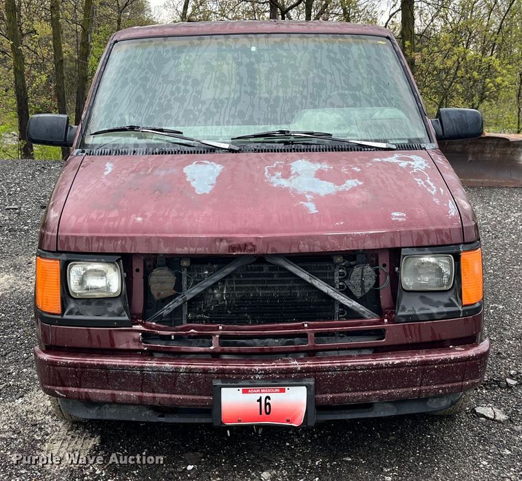 image for item LD9463 1990 Chevrolet  Astro van