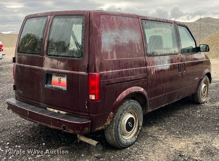 image for item LD9463 1990 Chevrolet  Astro van
