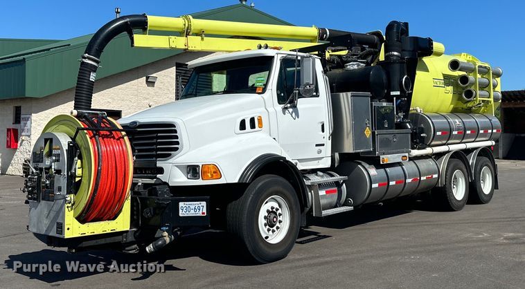 image for item LR9369 2009 Sterling  sewer jetter truck