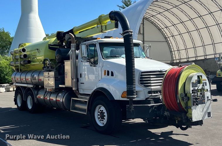 image for item LR9369 2009 Sterling  sewer jetter truck