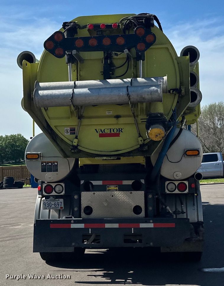 image for item LR9369 2009 Sterling  sewer jetter truck