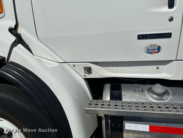 image for item LR9369 2009 Sterling  sewer jetter truck